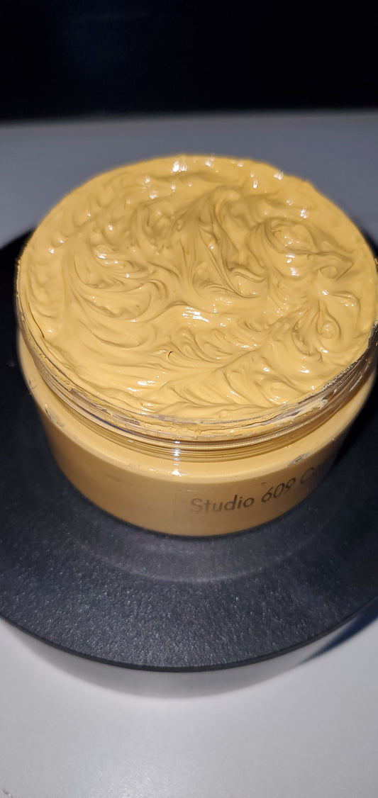 Luxurious Turmeric Clay Mask